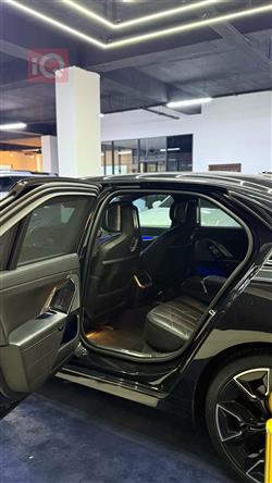 بي ام دبليو الفئة 7